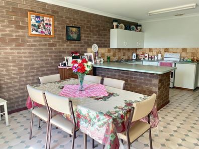 8A Thatcher Street, Waroona WA 6215