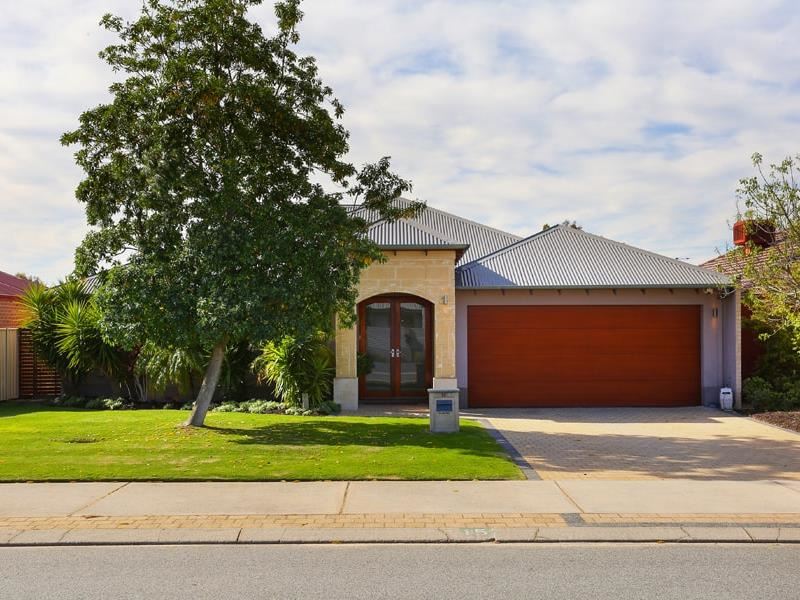 15 Backshall Pl, Wanneroo WA 6065