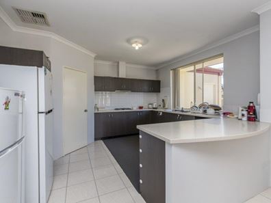 25A Bernice Way, Thornlie WA 6108