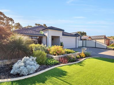 34 Bellavista Parade, Meadow Springs WA 6210