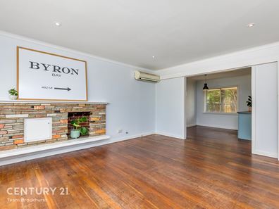 27 Range View Way, Thornlie WA 6108