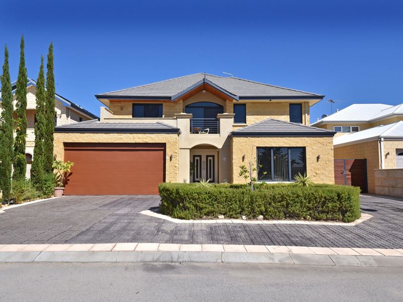 4 Glensanda Way, Mindarie WA 6030