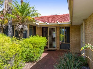 10 Chartwell Place, Leeming WA 6149