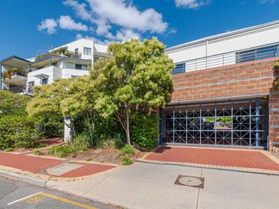 23/1 Stirling Street, South Perth WA 6151