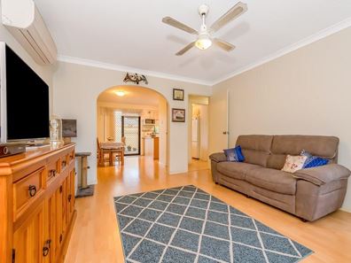 1 Bligh Place, Thornlie WA 6108