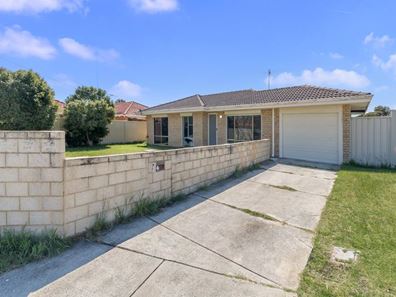 7 Moore Court, Cooloongup WA 6168