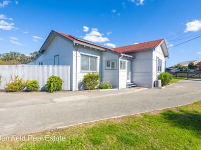 23 South Coast Highway, Lockyer WA 6330