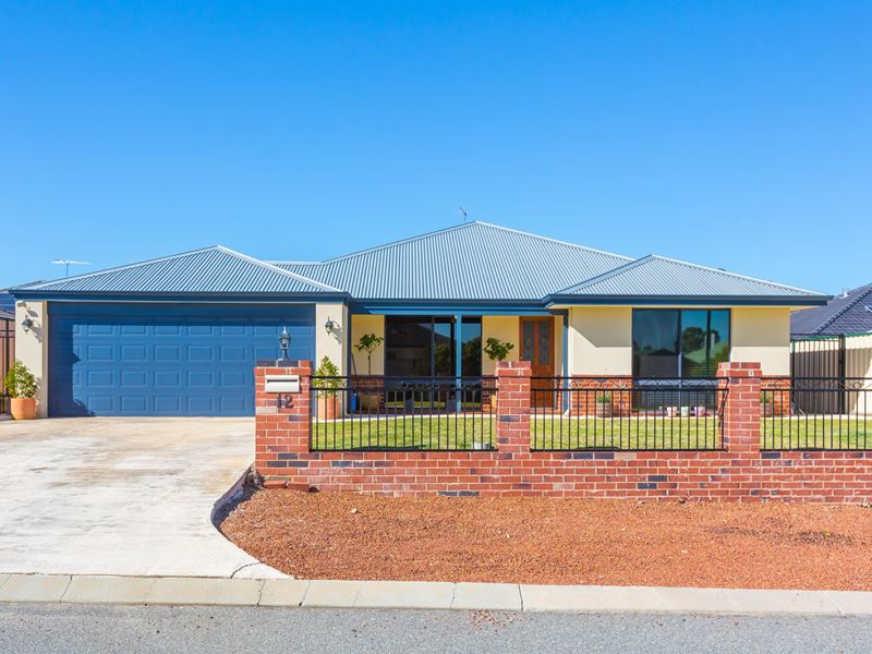 12 D'vitale Loop, Byford