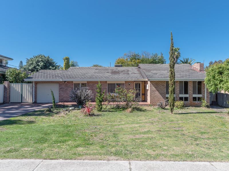 94 Berehaven Avenue, Thornlie