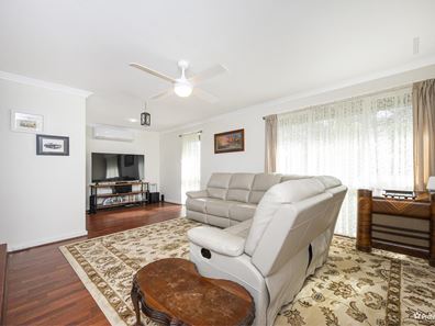 16 Regent Grove, Morley WA 6062