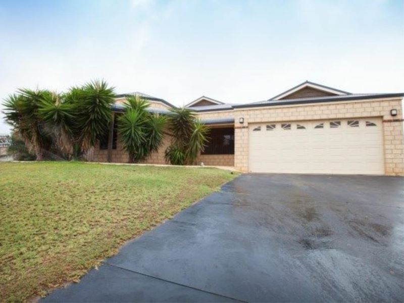 1 Bluewater Close, Drummond Cove WA 6532