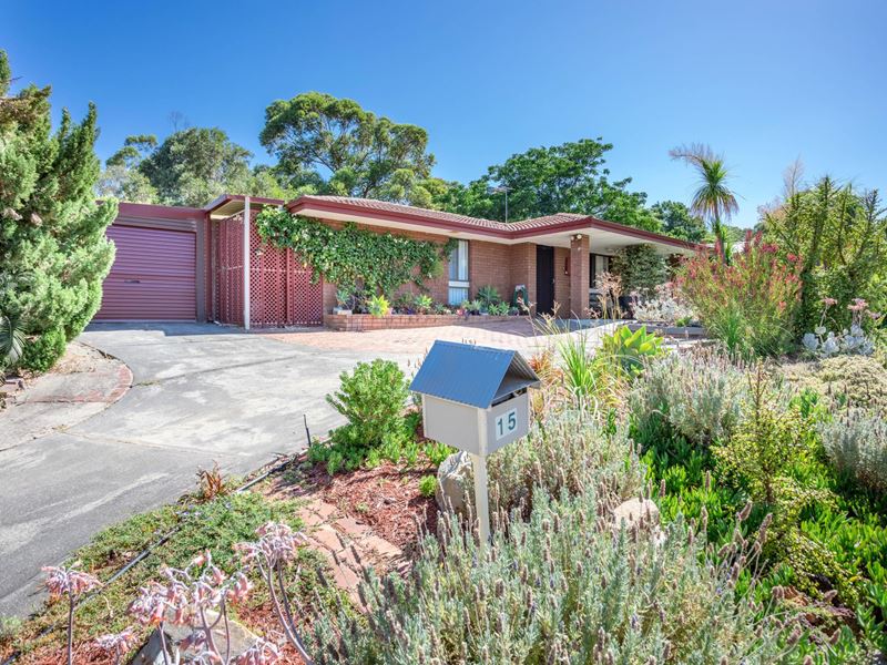 15 Frys Lane, Armadale