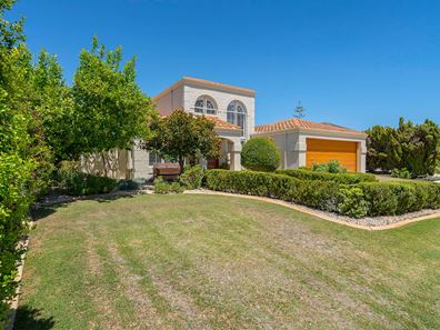 7 Miami Beach Promenade, Iluka WA 6028