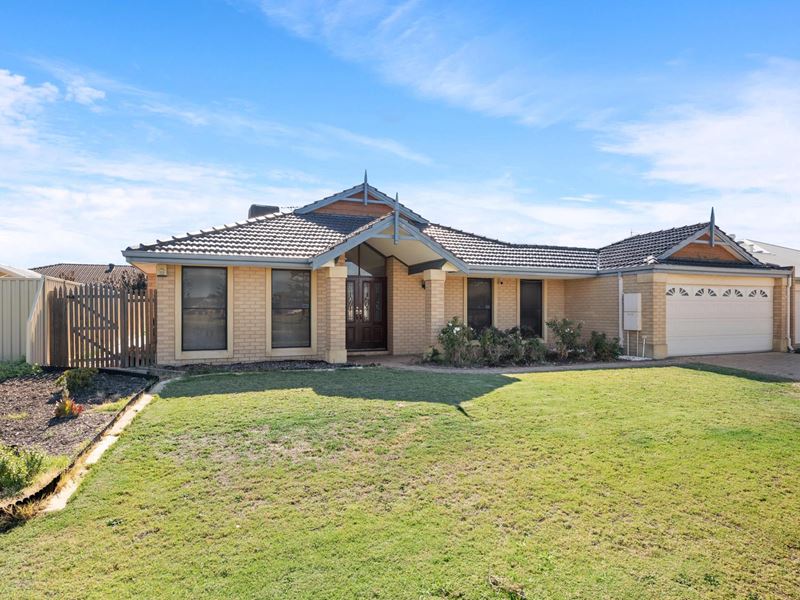 3 Pinaster Boulevard, Canning Vale