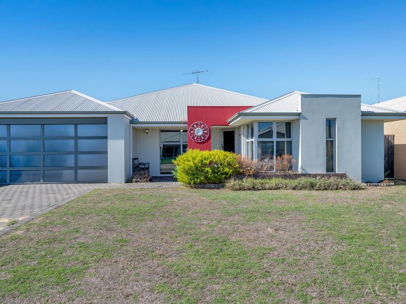 18 Senecio Way, Halls Head WA 6210