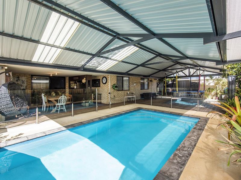 30 Achiever Avenue, Port Kennedy