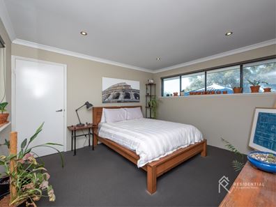 128B Huntriss Road, Doubleview WA 6018