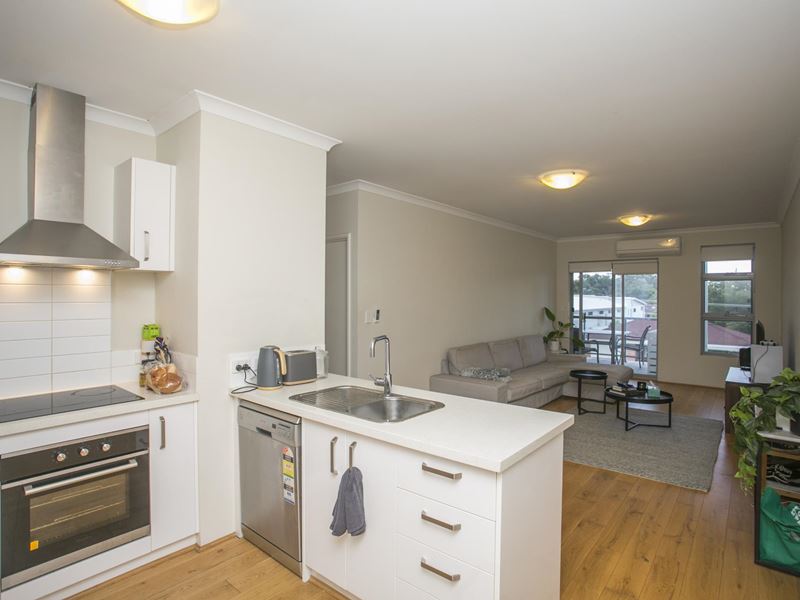 5/208 Fisher Street, Cloverdale