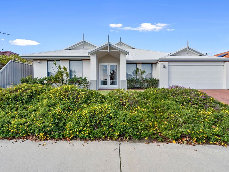 30 Langford Boulevard, Madeley WA 6065