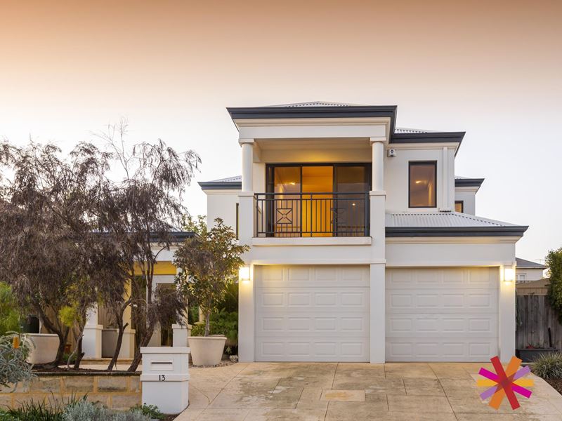 13 Max Forman Court, Como