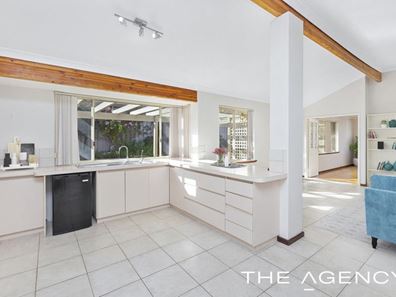 16 Bassina Court, Hillarys WA 6025