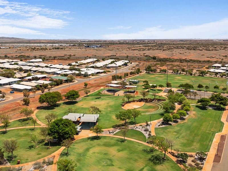 678 Butcherbird Drive, Nickol