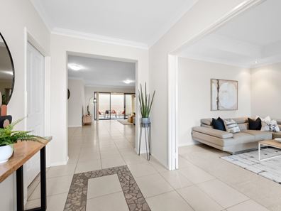313A Grand Promenade, Dianella WA 6059