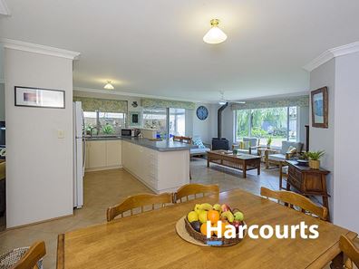 32 Timbermill Crescent, Broadwater WA 6280