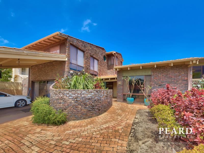 32 Maynard Way, Karrinyup