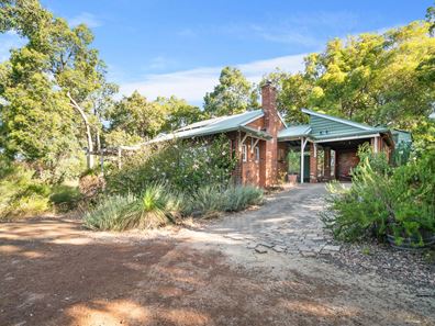 1 Schmitt Road, Kalamunda WA 6076