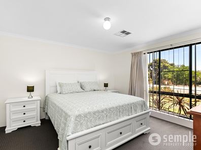 4 Marwood Circuit, Success WA 6164