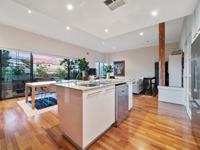 5 Vanguard Terrace, East Perth WA 6004