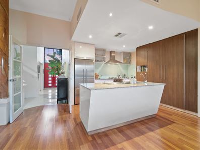 5 Vanguard Terrace, East Perth WA 6004