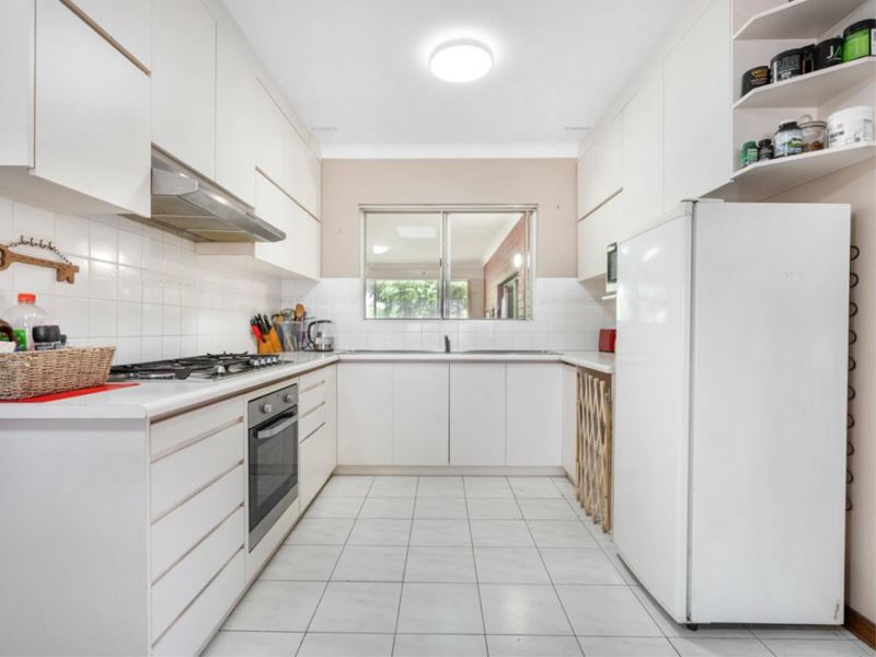 80 Spring Road, Thornlie