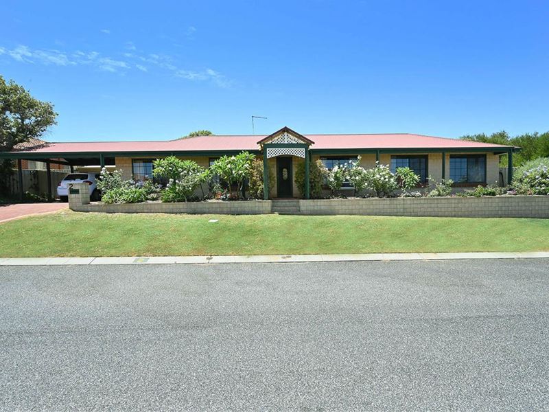 2 Ostend Parade, Mindarie