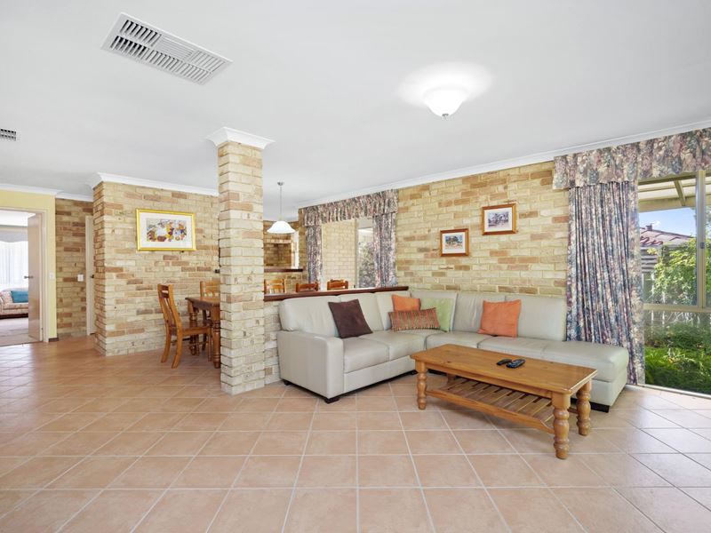 5 Inglis Court, Kingsley