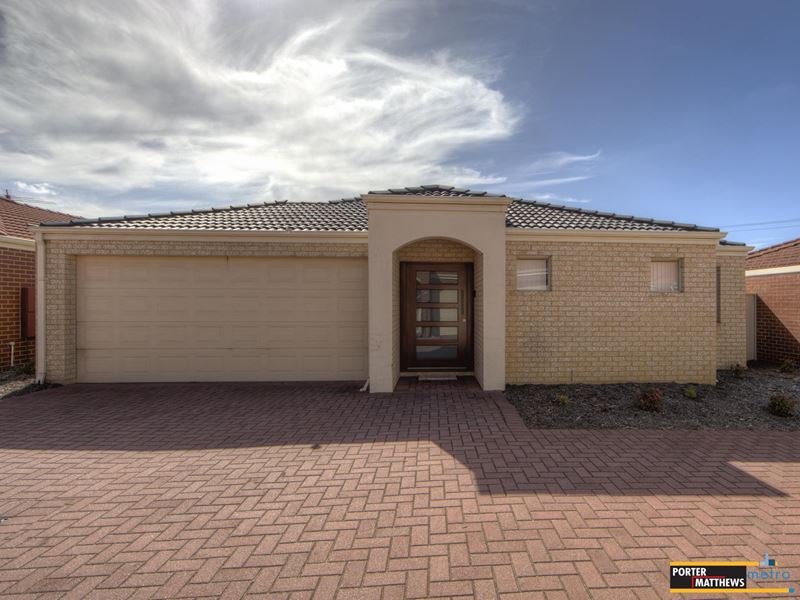 8/11 Longhurst Way, Queens Park