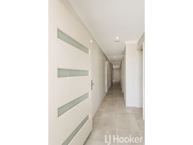 35 Gooljak Rise, Lakelands WA 6180