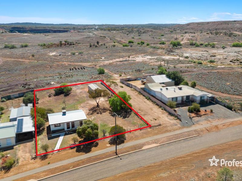 10 Sylvester Street, Coolgardie