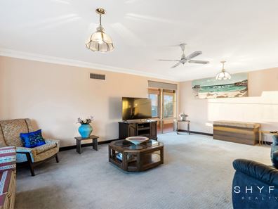 17A Springhill Place, Two Rocks WA 6037