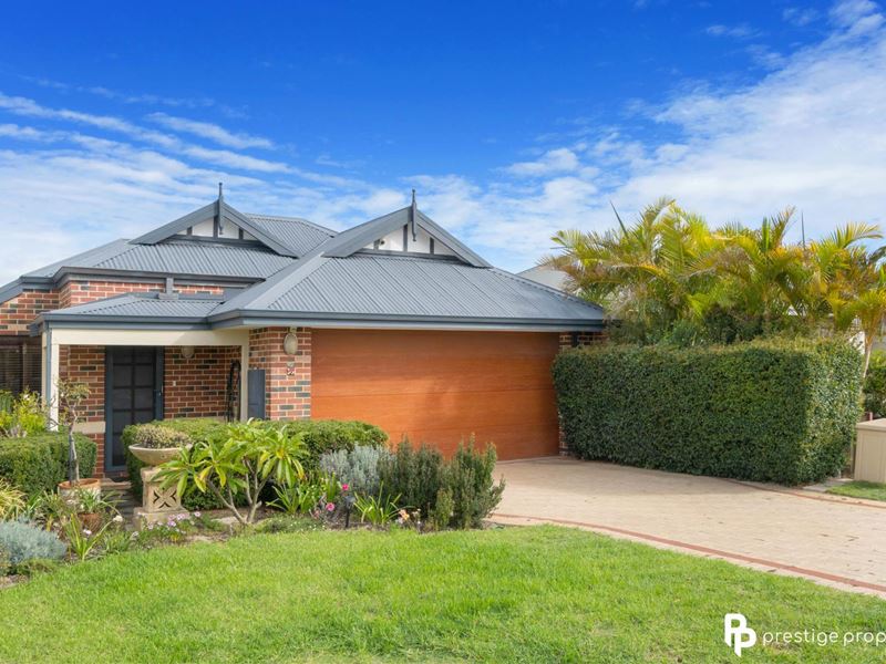 38 Russell Road, Madeley WA 6065