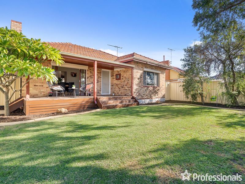 523 Kalamunda Road, High Wycombe WA 6057