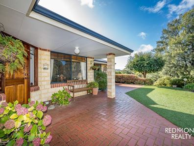 220 Ashmere Drive, Bullsbrook WA 6084