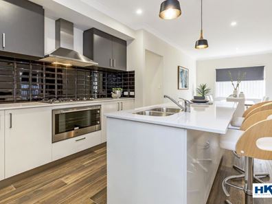14 Bartley Chase, Aveley WA 6069