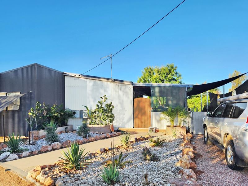 8 King Place, Exmouth