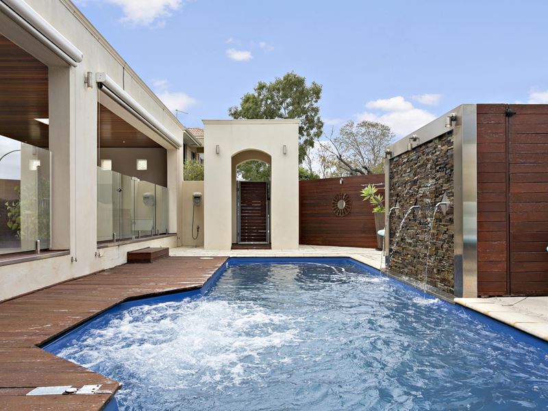 34A Mitchell Street, Ardross