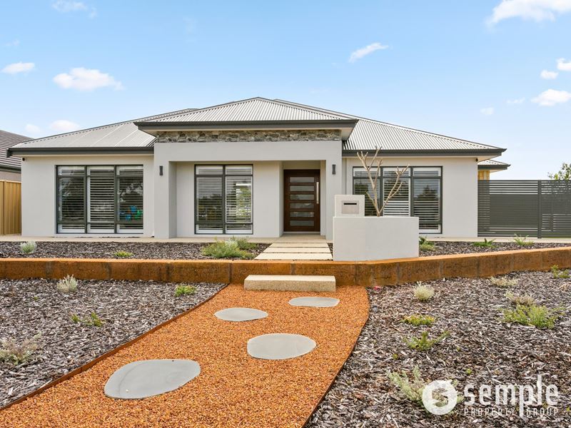 2 Blackstock Street, Hammond Park