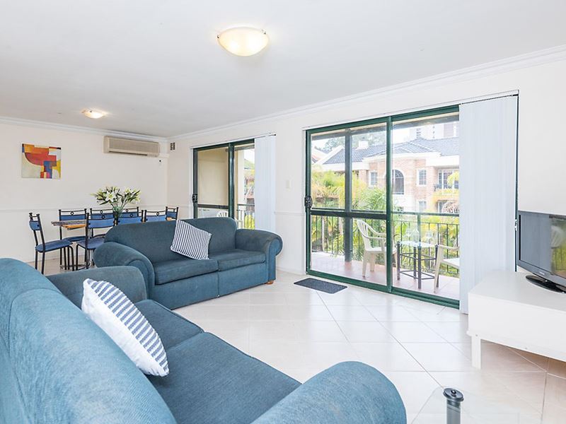 30/125 Wellington Street, East Perth