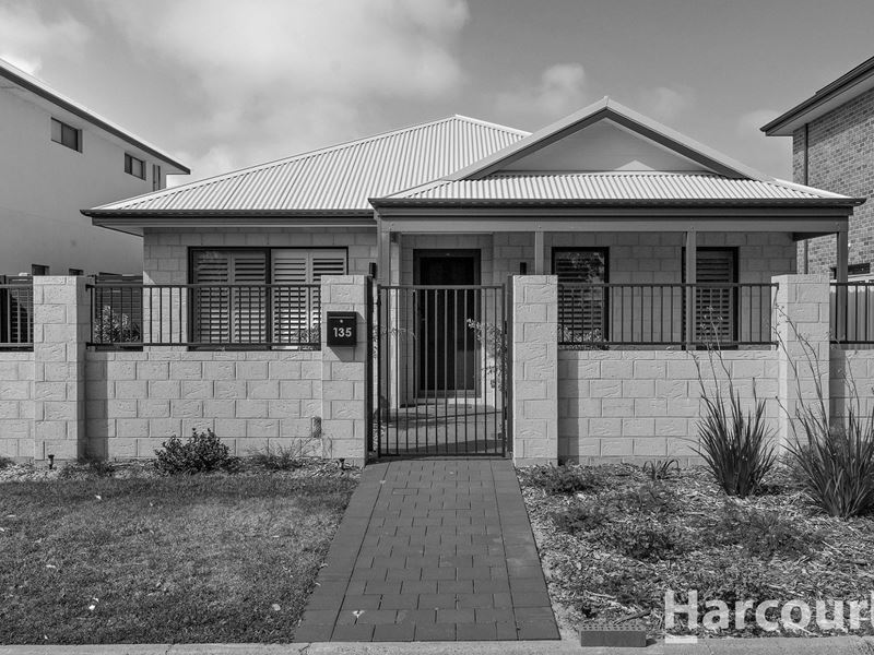 135 Darwin Terrace, Dudley Park WA 6210