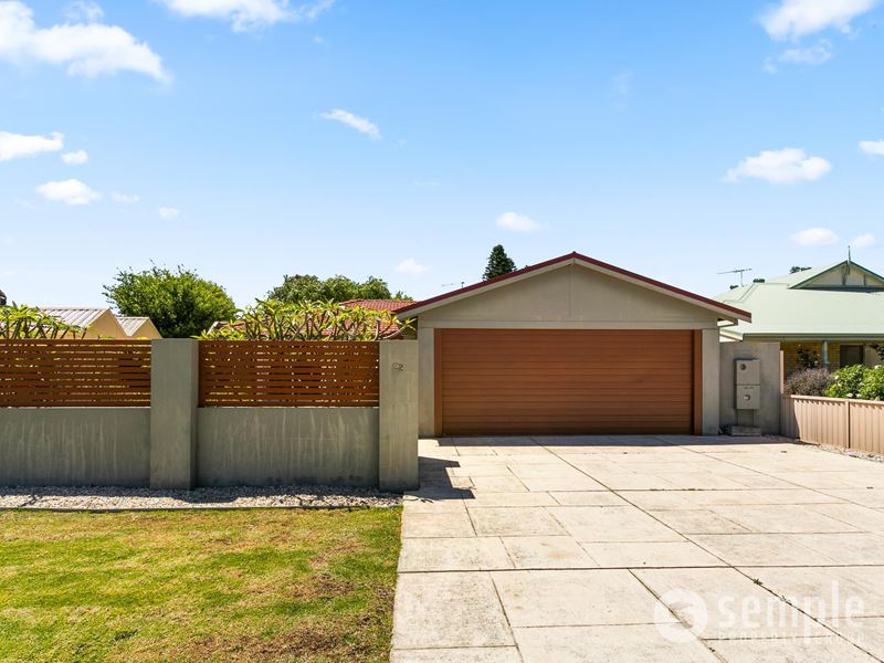 32 Colonial Drive, Bibra Lake WA 6163